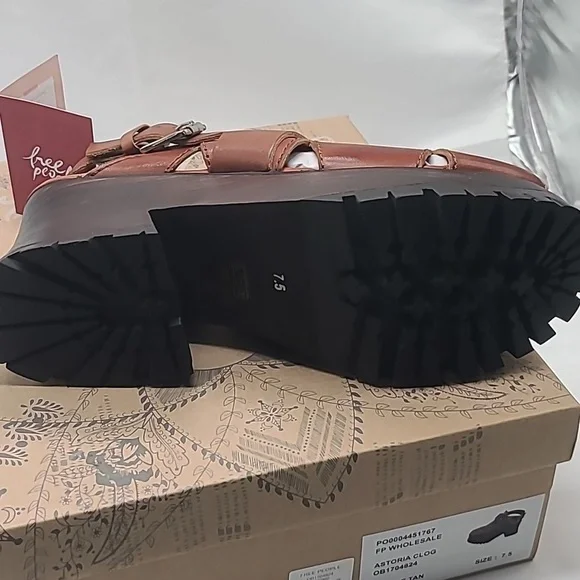 Free People Women's Astoria Clog sz.7.5 - Picture 5 of 6